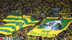 Pelé zůstává v nemocnici, prodělal zánět dýchacích cest