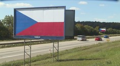 Napětí kolem billboardů vrcholí: Od silnic musí zmizet do půlnoci