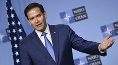 Spojené státy zůstávají v NATO, ujistil Rubio. Spojenci ale musí víc platit