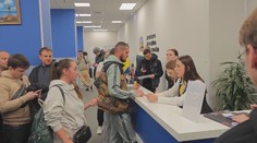 Ukrajinci se doma už mobilizaci nevyhnou. V Česku jim však stále nehrozí