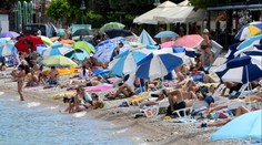 Chorvati se děsí turistů a koronaviru. Léto bez roušek je šílenství, říkají