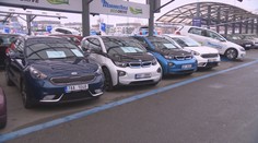 S řidičákem skupiny B nově půjde řídit těžší vozy. Musí ale jezdit na elektřinu