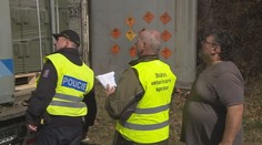 Kontroly na hranici se Slovenskem pokračují. Policie otočila dvě cisterny