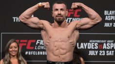 Slovák Klein má další výhru v UFC. Soupeře udolal na body