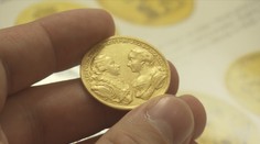 Při letošní dražbě mincí v Praze létaly vzduchem miliony