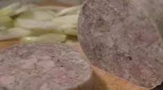 Tlačenka je chloubou řezníků. Varianty mají v celé Evropě, česká je ale unikátní