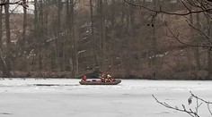 "Běželi jsme po ledu k díře!" Policisté popsali záchranu dětí v Žamberku