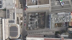 Díra v centru Ústí nad Labem jen tak nezmizí. Jediný investor vzal zpátečku