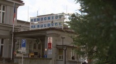 V nemocnici na Bulovce spadl výtah. Uvnitř bylo 13 lidí