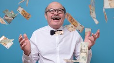 Muži jackpot změnil život. Vyhrál 40 miliard korun, koupí ženě prstýnky
