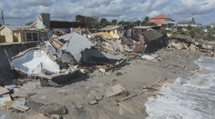 Florida se vzpamatovává z hurikánu Nicole. Má na svědomí nejméně pět obětí
