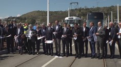 V Praze otevřeli nový most. Uleví hromadné dopravě, auta mají zákaz