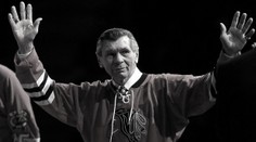Zemřel Stan Mikita. Slovák, který v NHL vymyslel zahnutou čepel