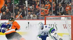 Voráček rozhodl o výhře Philadelphie, prosadil se i Faksa