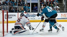 Hertl zavelel k obratu a Sharks přestříleli Oilers. Voráček válel