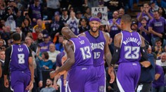 Lakers krůček od velkého obratu, Atlanta deklasovala Philadelphii