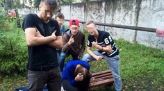 Veroniku (14) znásilnili 4 kamarádi! Tyhle FOTKY dali na internet!