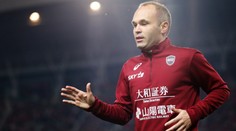 Hra pokračuje. Slavný Iniesta dál napíná, čeká se na jeho další slova