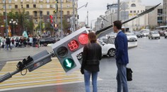 V Moskvě zabíjel padající strom i letící plot, nejméně 13 mrtvých
