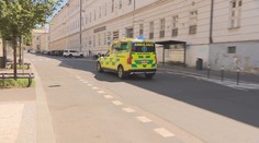 Řidič v Táboře vyjel mimo silnici. V autě po nehodě uhořel