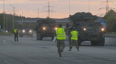 První americký konvoj je v Česku. Dorazila třetina vojáků s technikou
