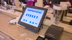 Hořkost kolem EET ve vládní koalici. Je těžké pro to zvednout ruku, říká Vondráček