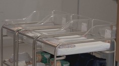 Pokles porodnosti je rapidní. V Česku se letos narodilo rekordně málo dětí
