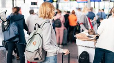Nedůstojný chaos. Cestující Smartwings strávili dva dny na letišti