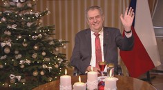 Zemanovo rozloučení je konec jedné éry, shodují se politici. Tečku prý udělají volby