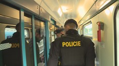 Česko začalo vracet migranty zpět na Slovensko. V neděli jich zadrželi téměř sto
