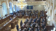 Po 4 letech jsou bez práce. Podívejte se, kteří poslanci dostali padáka
