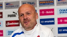 PRÁCE SNŮ? Trenér Bílek bral za zápas přes 270 tisíc korun!