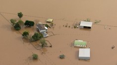Povodně v Austrálii: Lidé se začínají vracet do svých poničených domovů