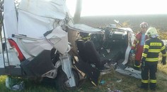 Tragédie na cestě z dovolené. Nehodu z pětičlenné rodiny přežilo pouze miminko