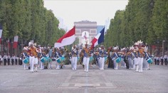 Francouzi slaví pád Bastily. V Česku svátky nechávají lidi klidnými, řekl Svoboda