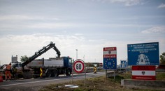 Rakousko se bojí přívalu migrantů: Chystá stavbu plotu na hranici