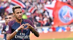 Neymara fotbal ve Francii nebaví! Chtěl by hrát jen v Lize mistrů