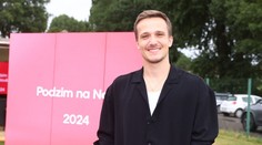 Martin Carev oznámil radostnou novinu. Pochlubil se miminkem v náručí