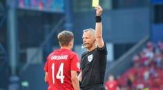 Český zápas bude řídit rozvážný sudí, Dánům ale už karty rozdával