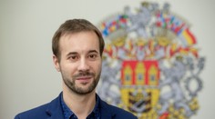 Omluvte studenty, ať mohou stávkovat, vyzval radní Šimral ředitele škol