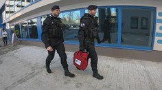 Policisté dostali tašky Panik. Pomohou jim lépe ošetřit zranění v terénu