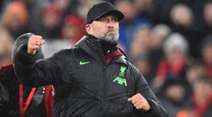Klopp ztratil při oslavách snubní prsten. Zachránit ho musel kameraman