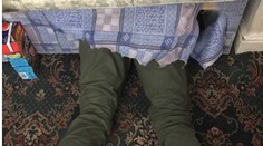 Honzovi se směje Anglie! Snažil se schovat před policií, ale špatně