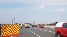 Cyklistu na čtyřproudé silnici srazilo auto, nehodu nepřežil
