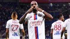 Lyon si zastřílel proti Troyes. Opět se trefil navrátilec Lacazette