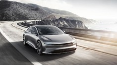 Nový elektromobil: 1000 koní, pneumatický podvozek a dojezd 640 km