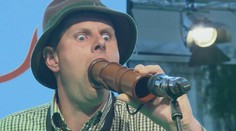 Neobvyklá soutěž ve vábení jelenů. Milovníci lovu použili hlas i vábničky