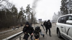 Video pro otrlé. Rusové mají pálit po civilistech. V Irpini střela zasáhla most s lidmi