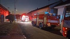 Požár zachvátil dům na Kroměřížsku. Hasiči našli uvnitř mrtvou ženu