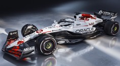 Jak se vám líbí? Red Bull novým zbarvením odkazuje na legendu
